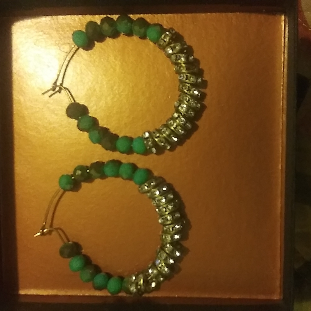 ACCESSORIES/EARRINGS YESSS - Picture 3 of 4
